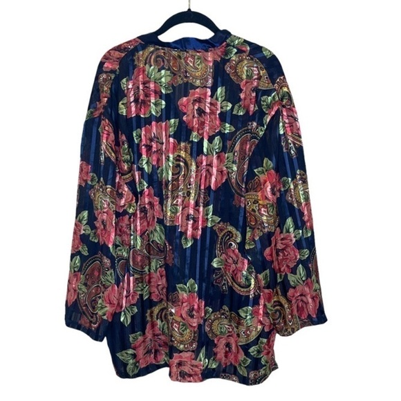 VTG GOLD LABEL VICTORIA’S SECRET Floral/Striped Sleep Shirt - Picture 3 of 7